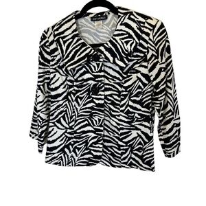 Soft Works Size 8 Black White Zebra Print 2 Button Wide Collar Jacket